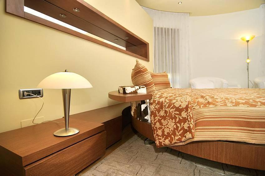 Villa Vitoria Giroc Habitación foto